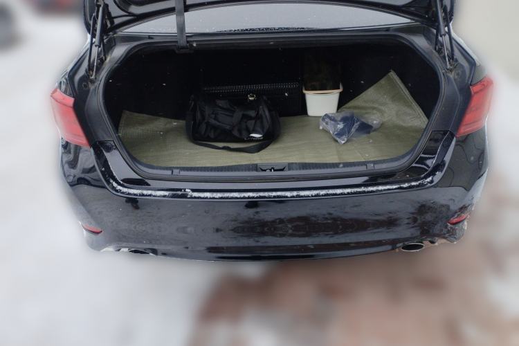 Used Toyota Crown 2018 2.0T Fashion Edition Trunk