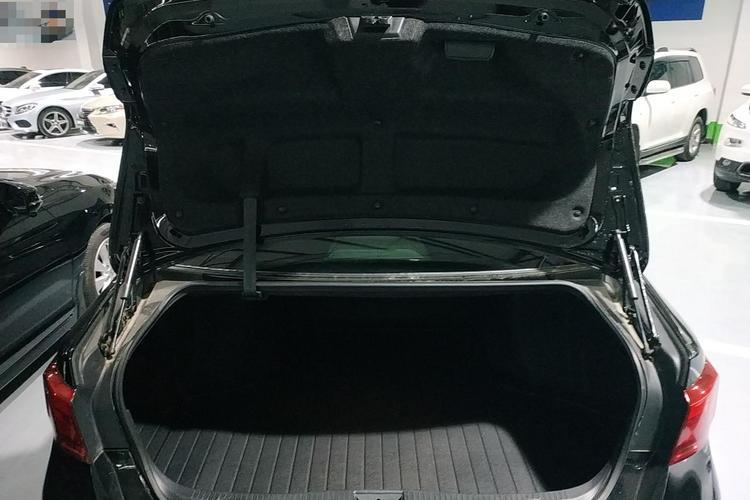 Used Toyota Crown 2018 2.0T Sport Edition Trunk