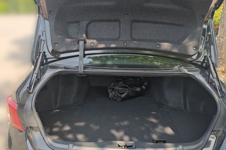 Used Toyota Crown 2018 2.0T Fashion Edition Trunk