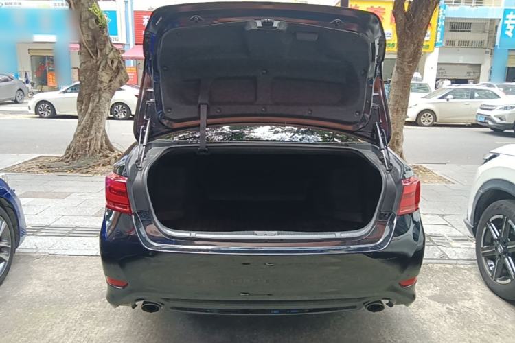 Used Toyota Crown 2018 2.0T Fashion Edition Trunk