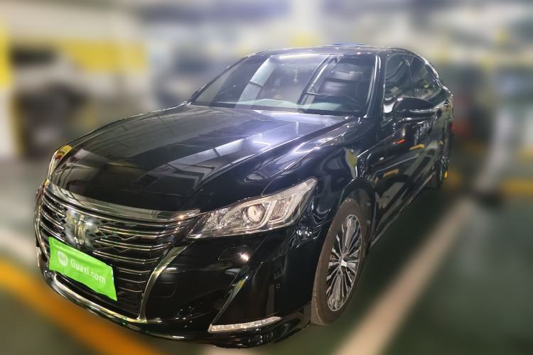 Toyota Crown 2018 2.0T Sport Edition с пробегом Guazi used car, China used car export, Used car for sale, Used cars, Cheapest cars for sale