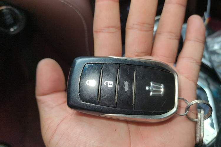 Used Toyota Crown 2018 2.0T Sport Edition Vehicle Key