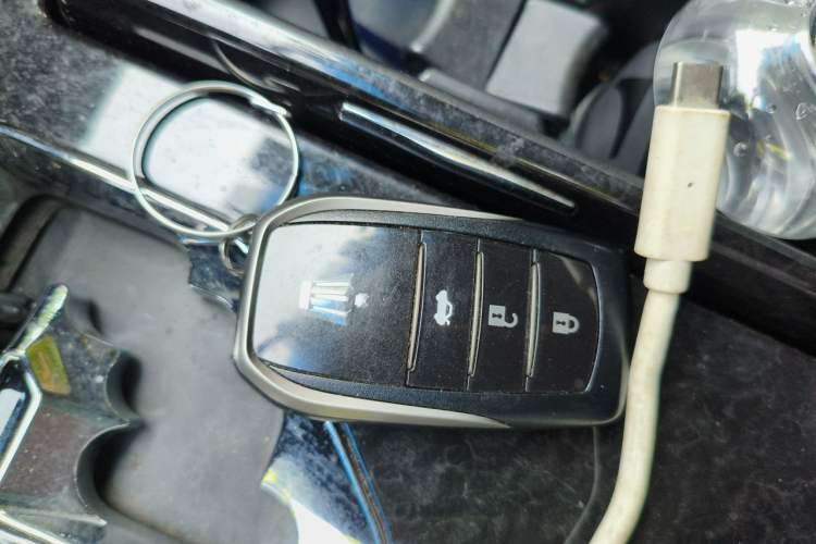 Used Toyota Crown 2018 2.0T Sport Edition Vehicle Key