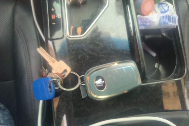 Used Toyota Crown 2018 2.0T Fashion Edition Vehicle Key