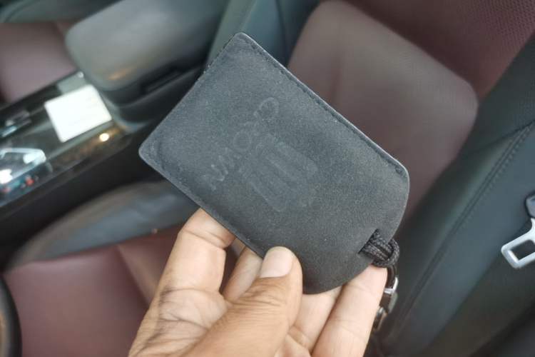 Used Toyota Crown 2018 2.0T Sport Edition Vehicle Key