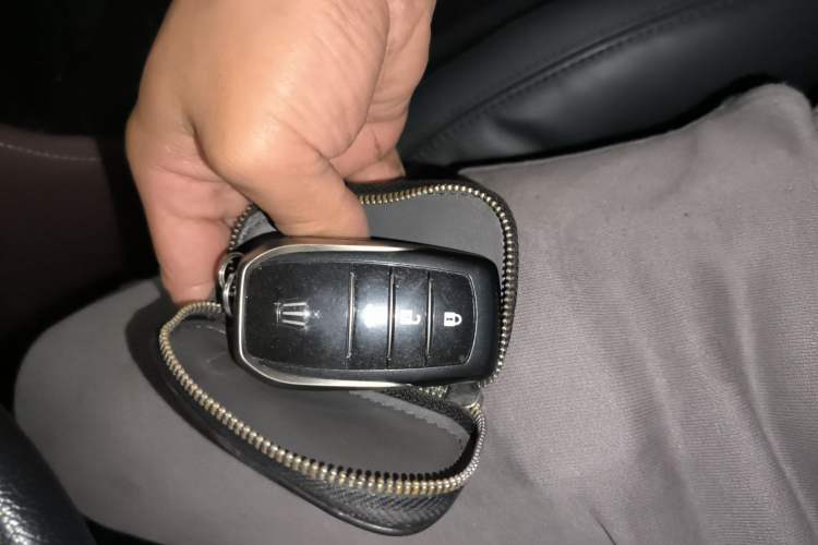 Used Toyota Crown 2018 2.0T Sport Edition Vehicle Key