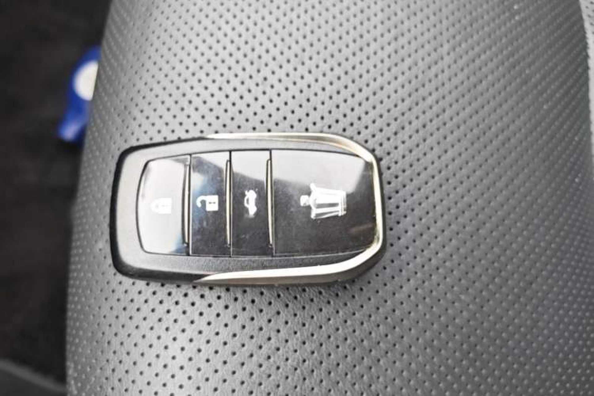 Used Toyota Crown 2018 2.0T Fashion Edition Vehicle Key