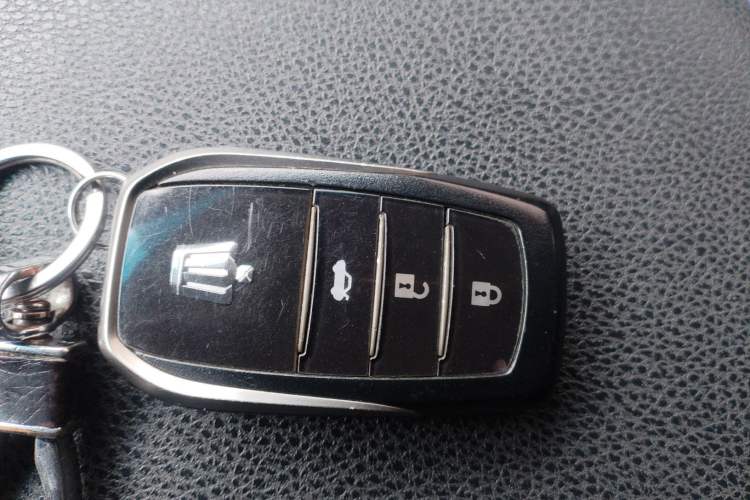 Used Toyota Crown 2018 2.0T Fashion Edition Vehicle Key