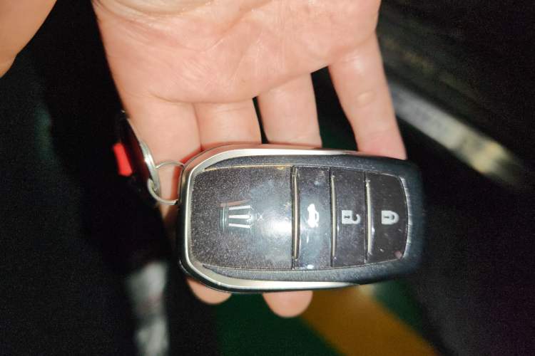 Used Toyota Crown 2018 2.0T Sport Edition Vehicle Key