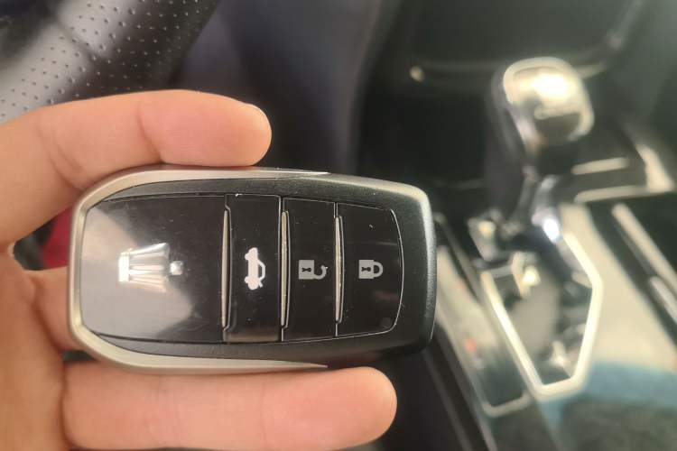 Used Toyota Crown 2018 2.0T Fashion Edition Vehicle Key