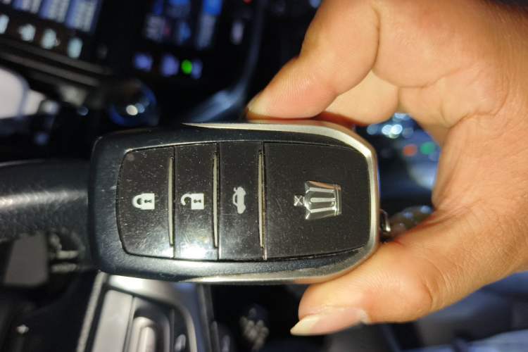 Used Toyota Crown 2018 2.0T Fashion Edition Vehicle Key