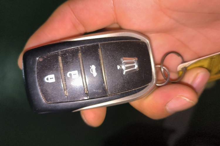 Used Toyota Crown 2018 2.0T Sport Edition Vehicle Key