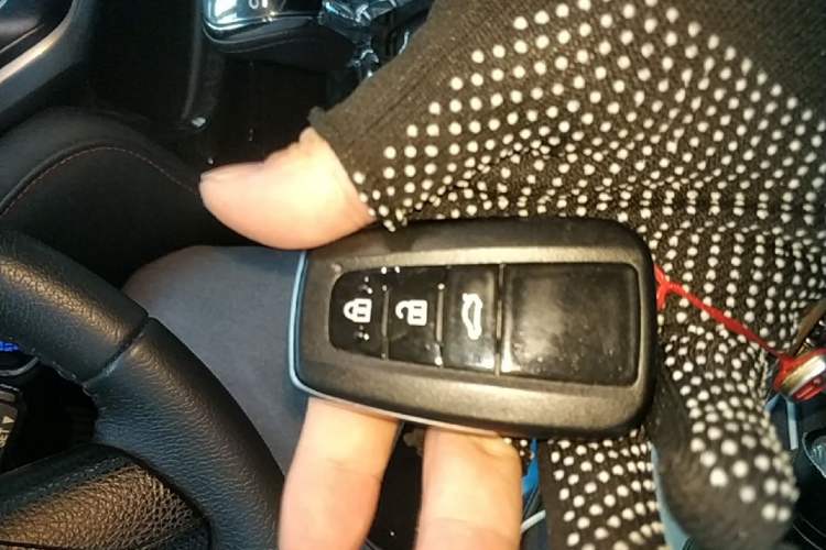 Used Toyota Crown 2018 2.0T Fashion Edition Vehicle Key