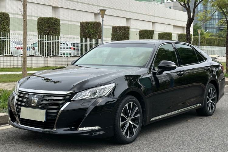 Used Toyota Crown 2018 2.0T Fashion Edition Guazi used car, China used car export, Used car for sale, Used  cars, Cheapest cars for sale