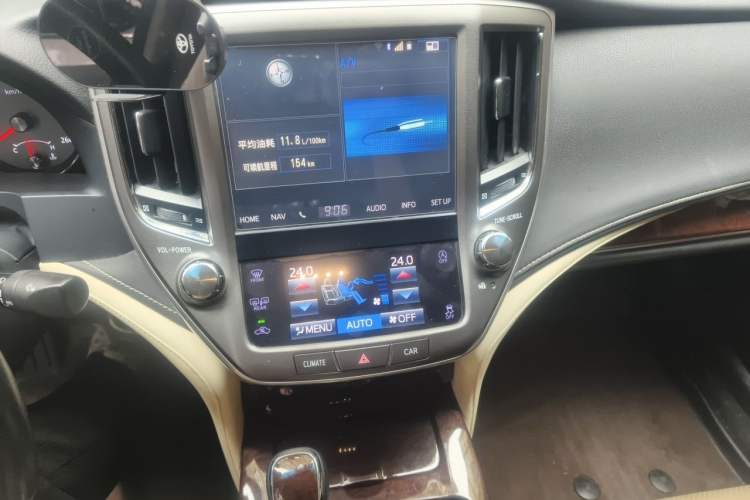Used Toyota Crown 2018 2.0T Elite Edition Audio And AC Panel
