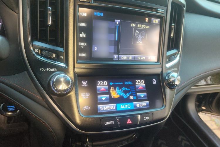 Used Toyota Crown 2018 2.0T Fashion Edition Audio And AC Panel