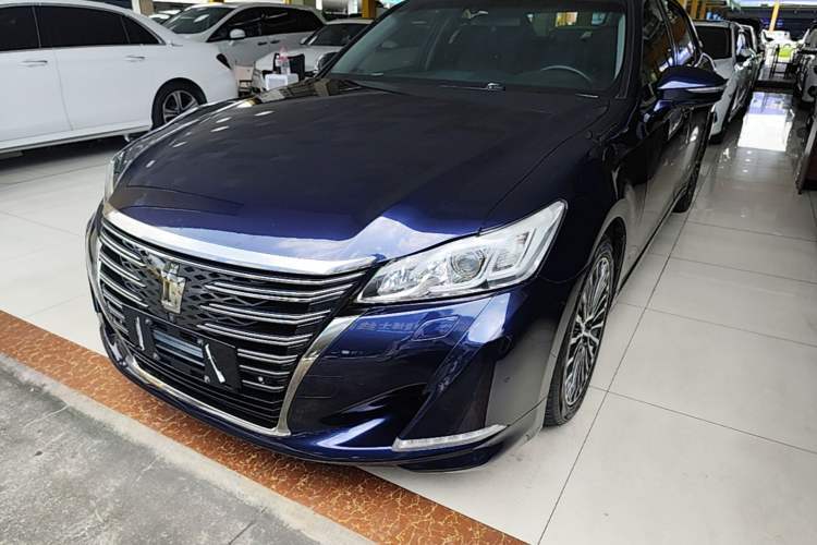 Used Toyota Crown 2018 2.0T Sport Edition Guazi used car, China used car export, Used car for sale, Used  cars, Cheapest cars for sale