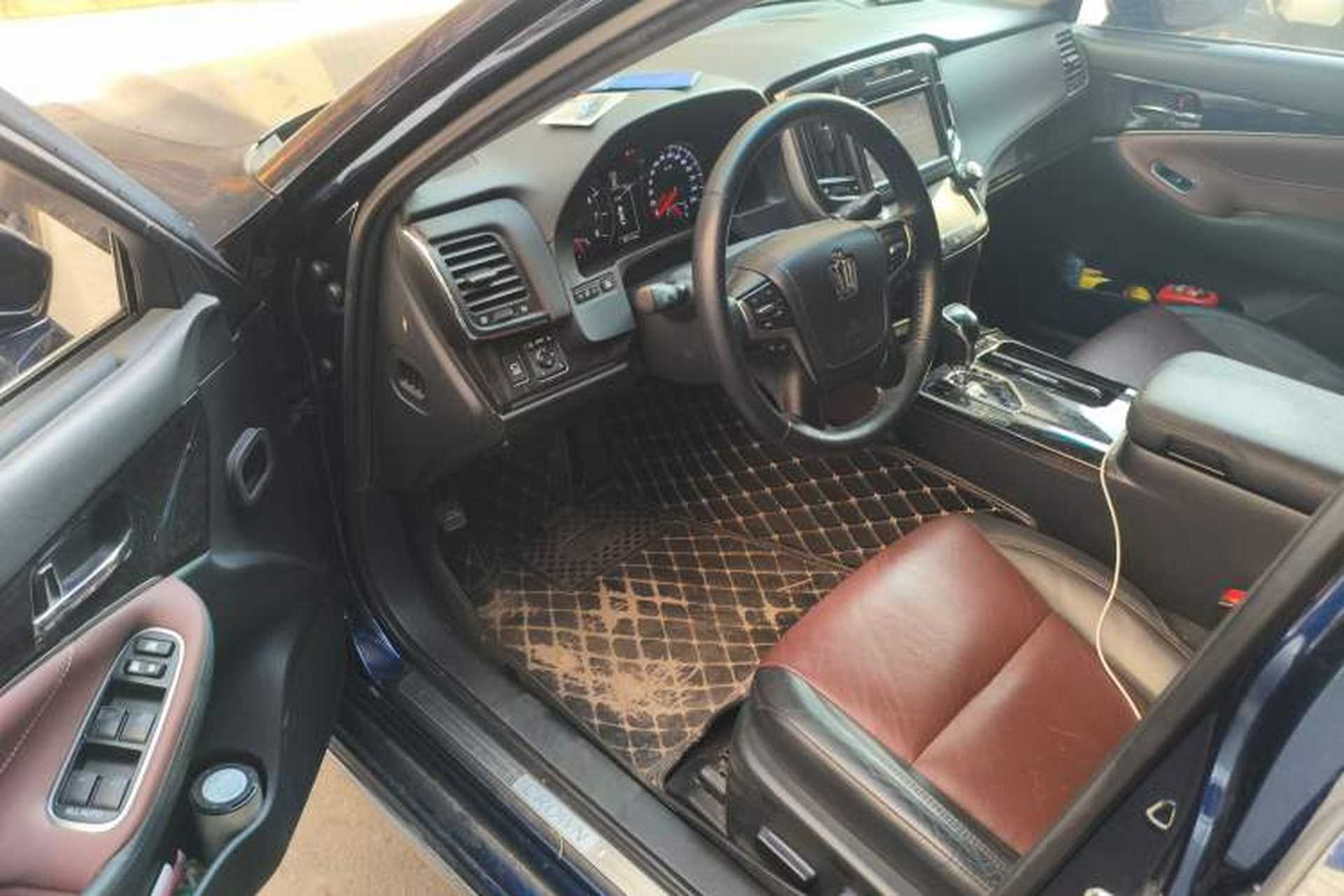 Used Toyota Crown 2018 2.0T Sport Edition Driver Seat