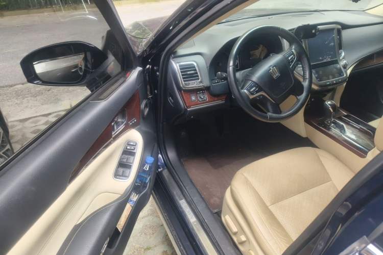 Used Toyota Crown 2018 2.0T Elite Edition Driver Seat