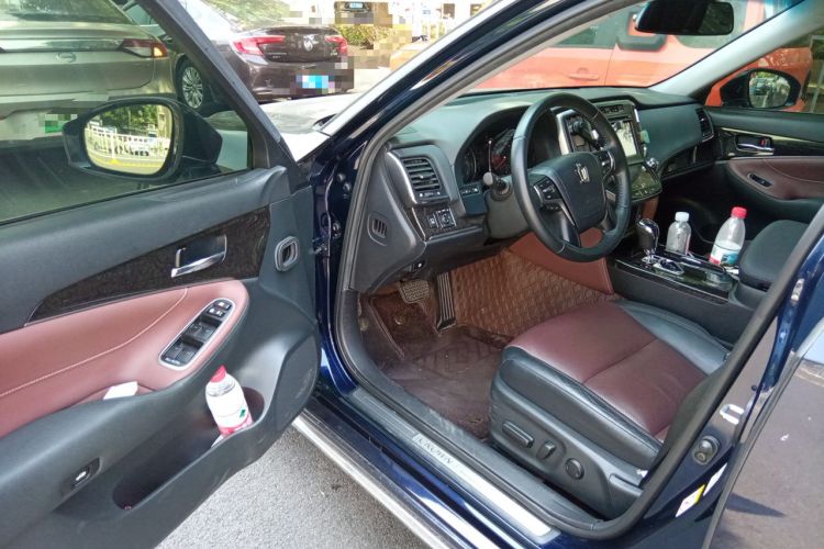 Used Toyota Crown 2018 2.0T Sport Edition Driver Seat
