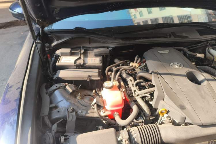 Used Toyota Crown 2018 2.0T Sport Edition Engine Bay Right