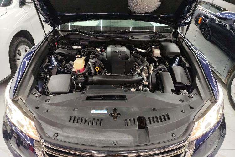 Used Toyota Crown 2018 2.0T Fashion Edition Engine Bay
