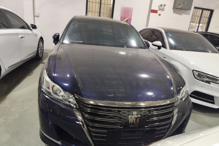 Used Toyota Crown 2018 2.0T Fashion Edition Exterior 1