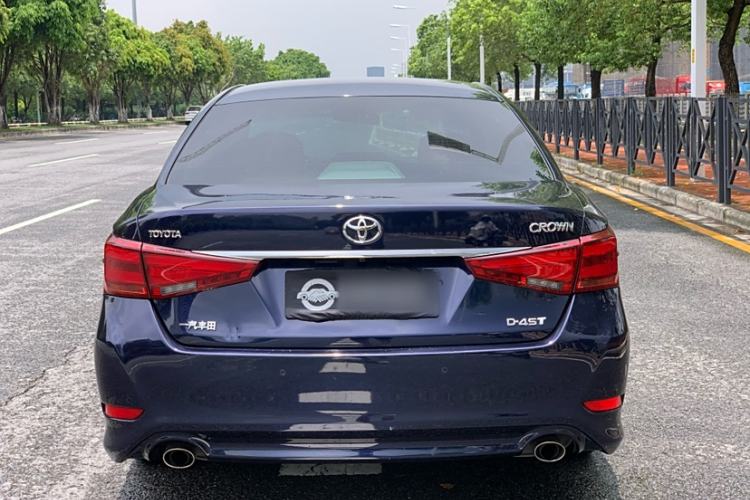 Used Toyota Crown 2018 2.0T Fashion Edition Exterior 4