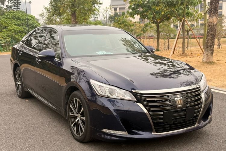 Used Toyota Crown 2018 2.0T Fashion Edition Exterior 5