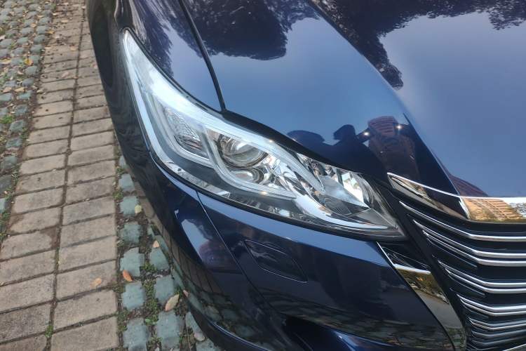 Used Toyota Crown 2018 2.0T Fashion Edition Exterior 6
