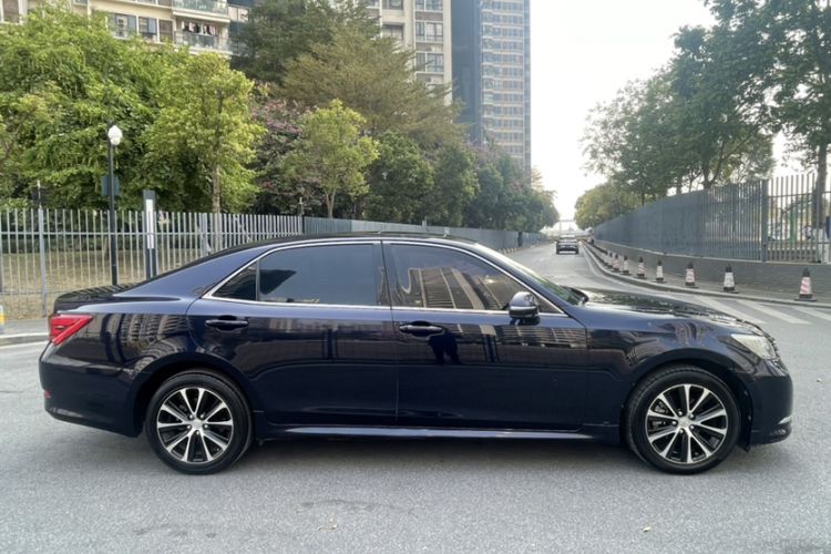 Used Toyota Crown 2018 2.0T Fashion Edition Exterior 8