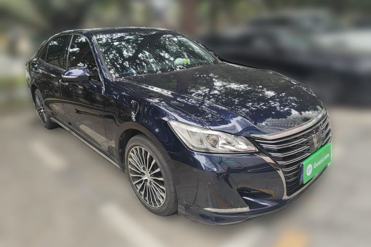 Used Toyota Crown 2018 2.0T Sport Edition Front Right 45 Deg
