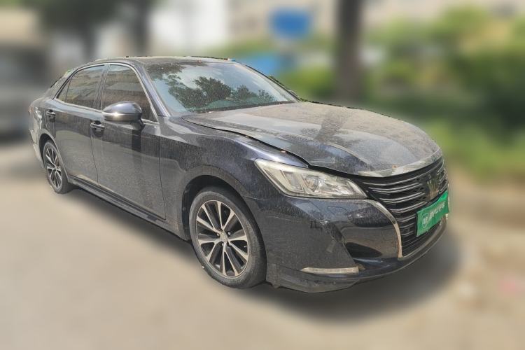 Used Toyota Crown 2018 2.0T Fashion Edition Front Right 45 Deg