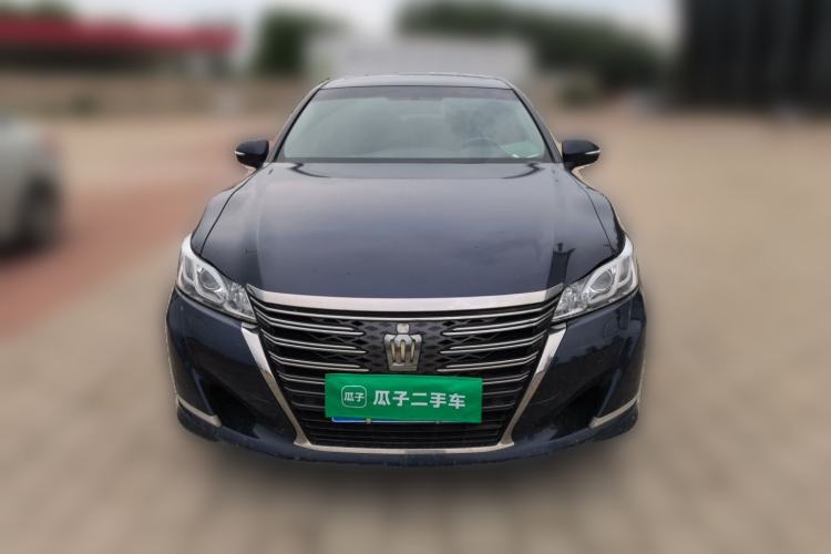 Used Toyota Crown 2018 2.0T Fashion Edition Front