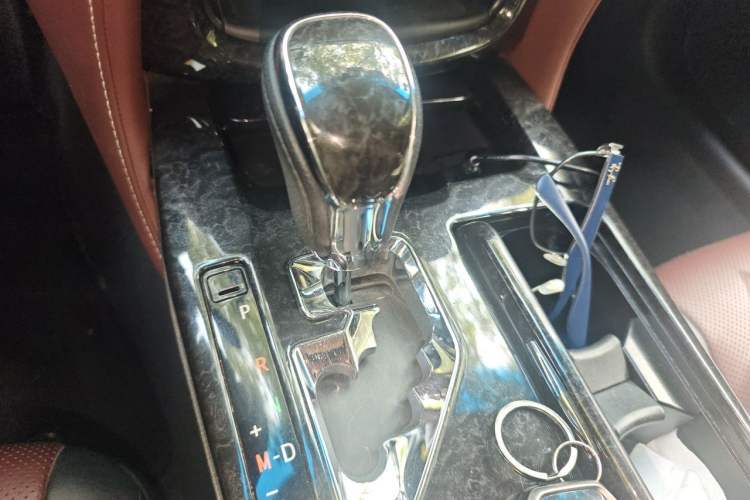 Used Toyota Crown 2018 2.0T Sport Edition Gear Lever