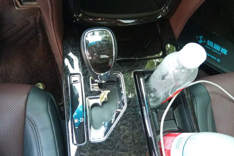 Used Toyota Crown 2018 2.0T Sport Edition Gear Lever