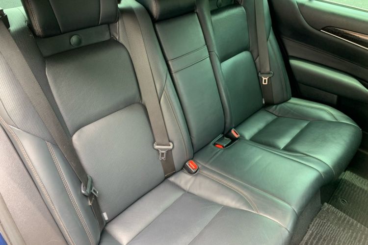 Used Toyota Crown 2018 2.0T Fashion Edition Interior 13