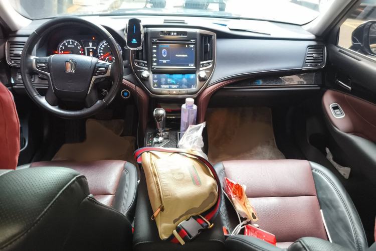 Used Toyota Crown 2018 2.0T Sport Edition Interior 2