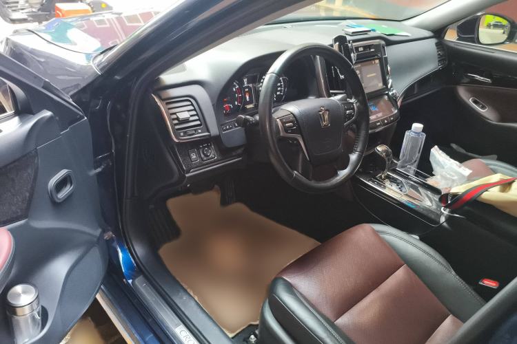 Used Toyota Crown 2018 2.0T Sport Edition Interior 3