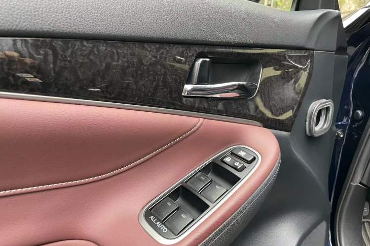 Used Toyota Crown 2018 2.0T Sport Edition Interior 4