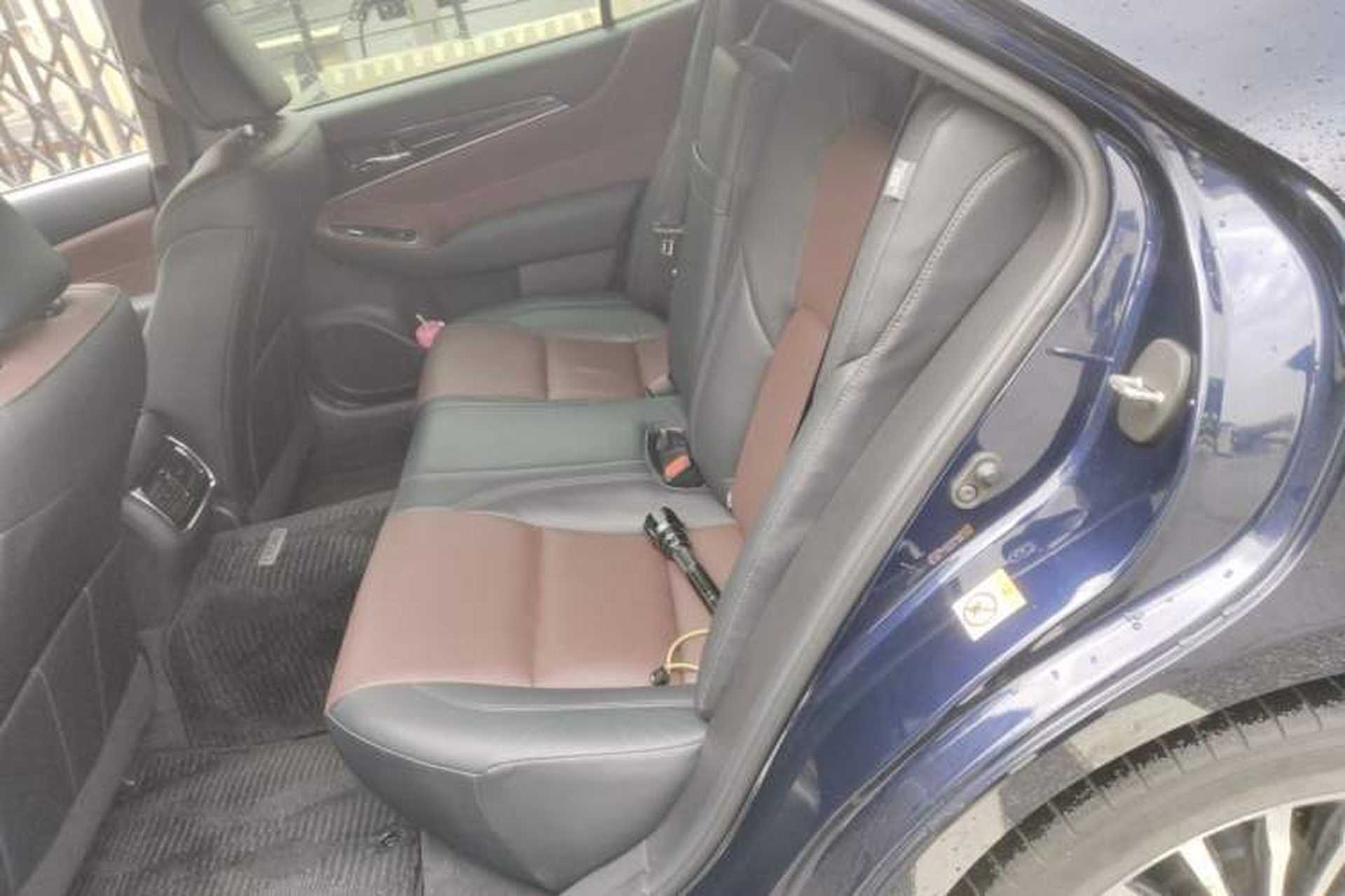 Used Toyota Crown 2018 2.0T Sport Edition Interior 4