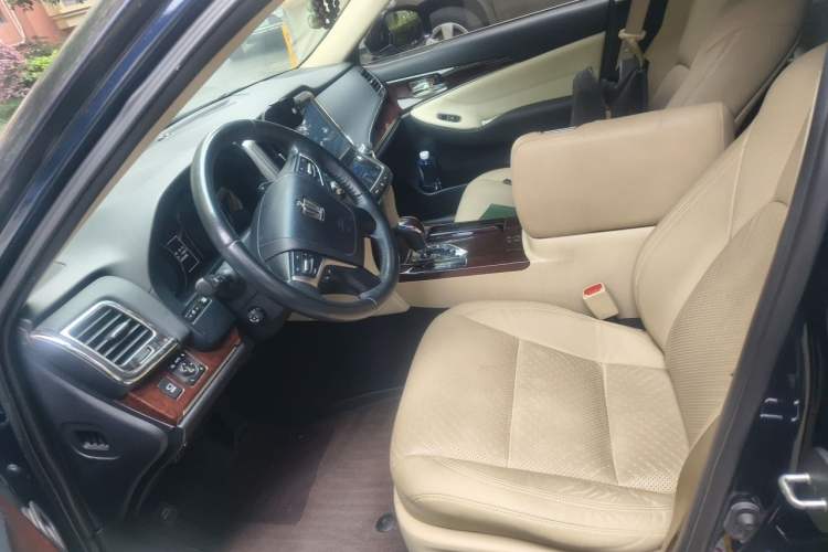 Used Toyota Crown 2018 2.0T Elite Edition Left Front Seat