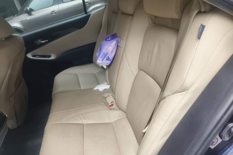 Used Toyota Crown 2018 2.0T Elite Edition Left Rear Seat