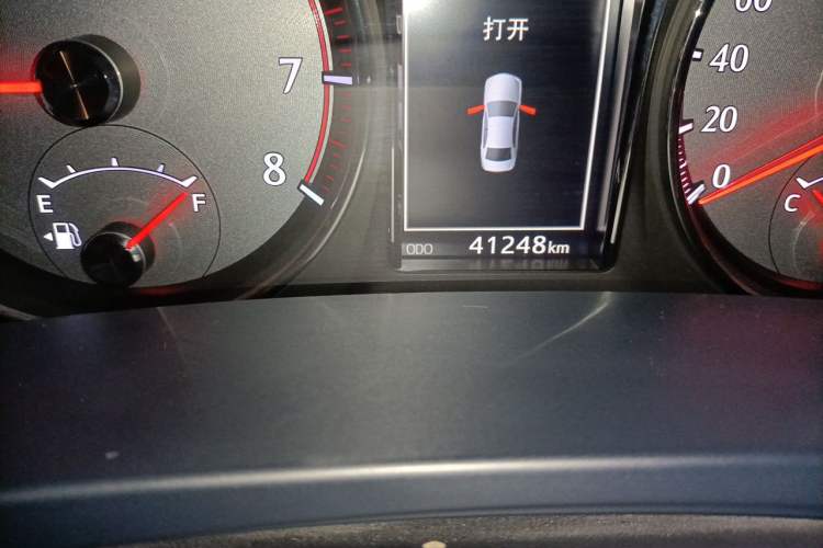 Used Toyota Crown 2018 2.0T Sport Edition Odometer Close Up