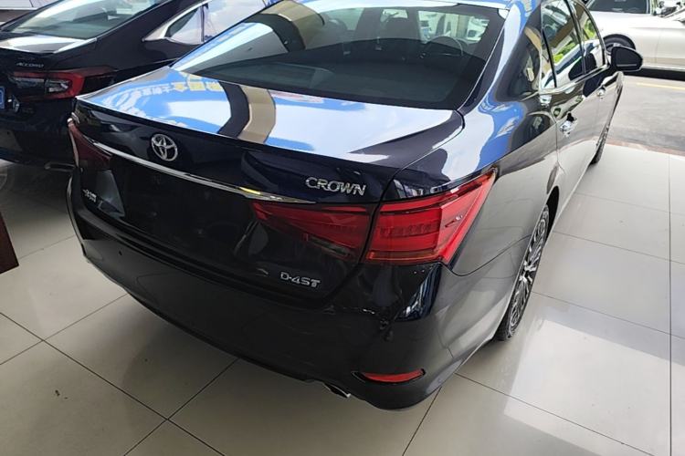 Used Toyota Crown 2018 2.0T Sport Edition Rear Right 45 Deg