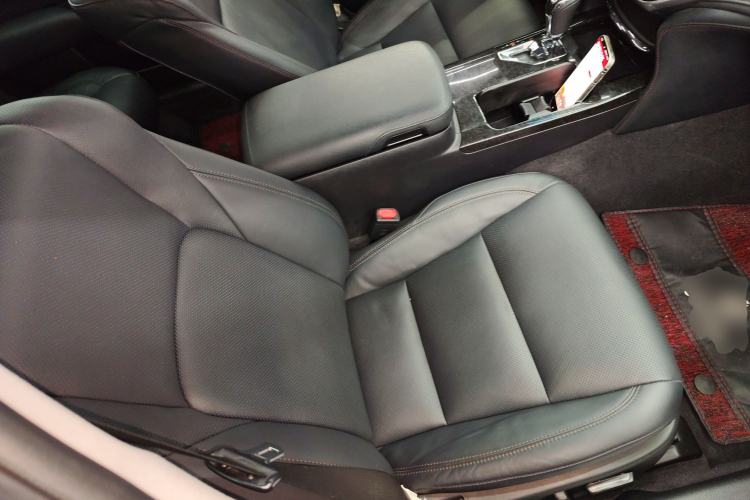 Used Toyota Crown 2018 2.0T Fashion Edition Right Front Seat