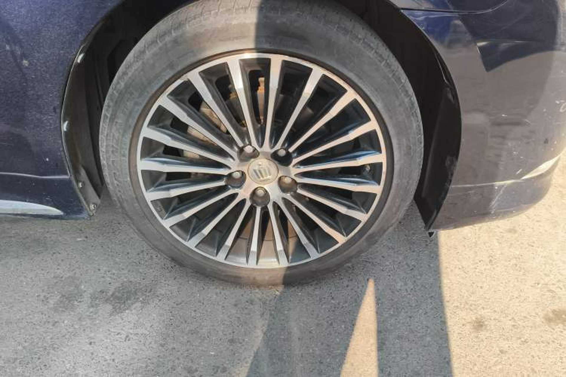 Used Toyota Crown 2018 2.0T Sport Edition Right Front Wheel Hub