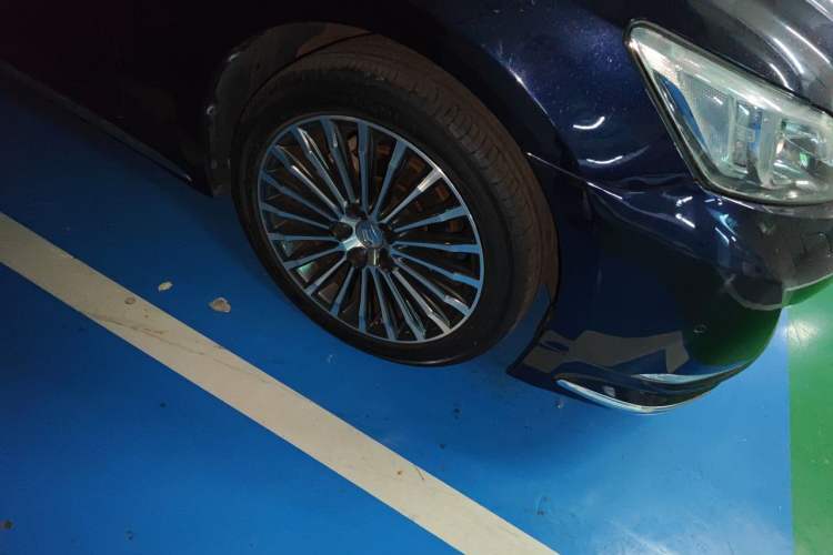 Used Toyota Crown 2018 2.0T Sport Edition Right Front Wheel Hub