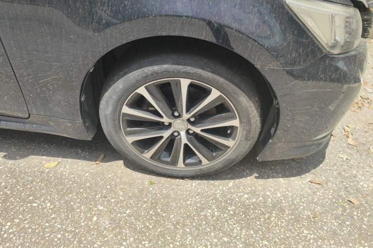 Used Toyota Crown 2018 2.0T Fashion Edition Right Front Wheel Hub