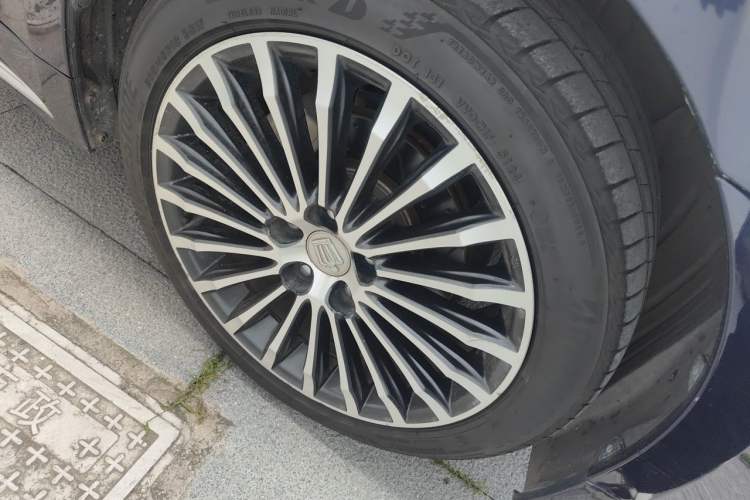 Used Toyota Crown 2018 2.0T Sport Edition Right Front Wheel Hub
